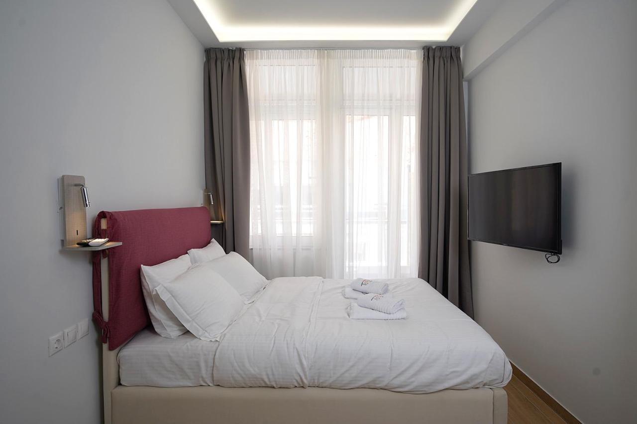 Tip - Top Suites Athens Exterior photo