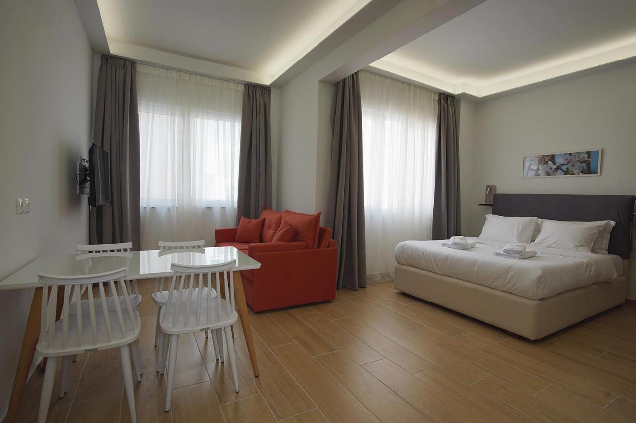 Tip - Top Suites Athens Exterior photo