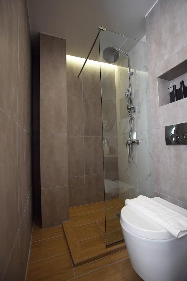 Tip - Top Suites Athens Exterior photo